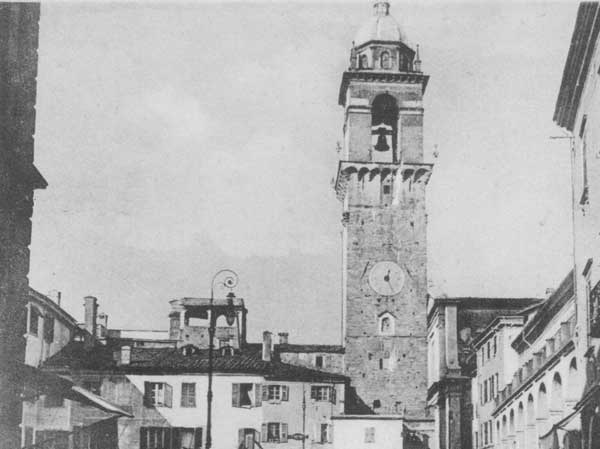 Piazza Repubblica Pontremoli